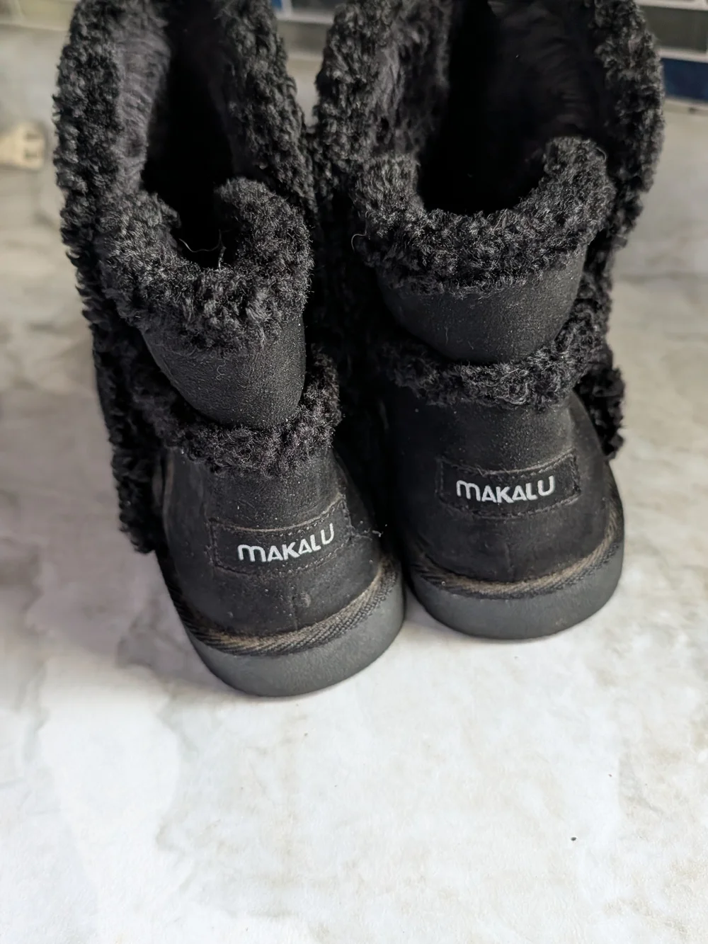 Women's Black Faux Shearling Winter Slippers Booties